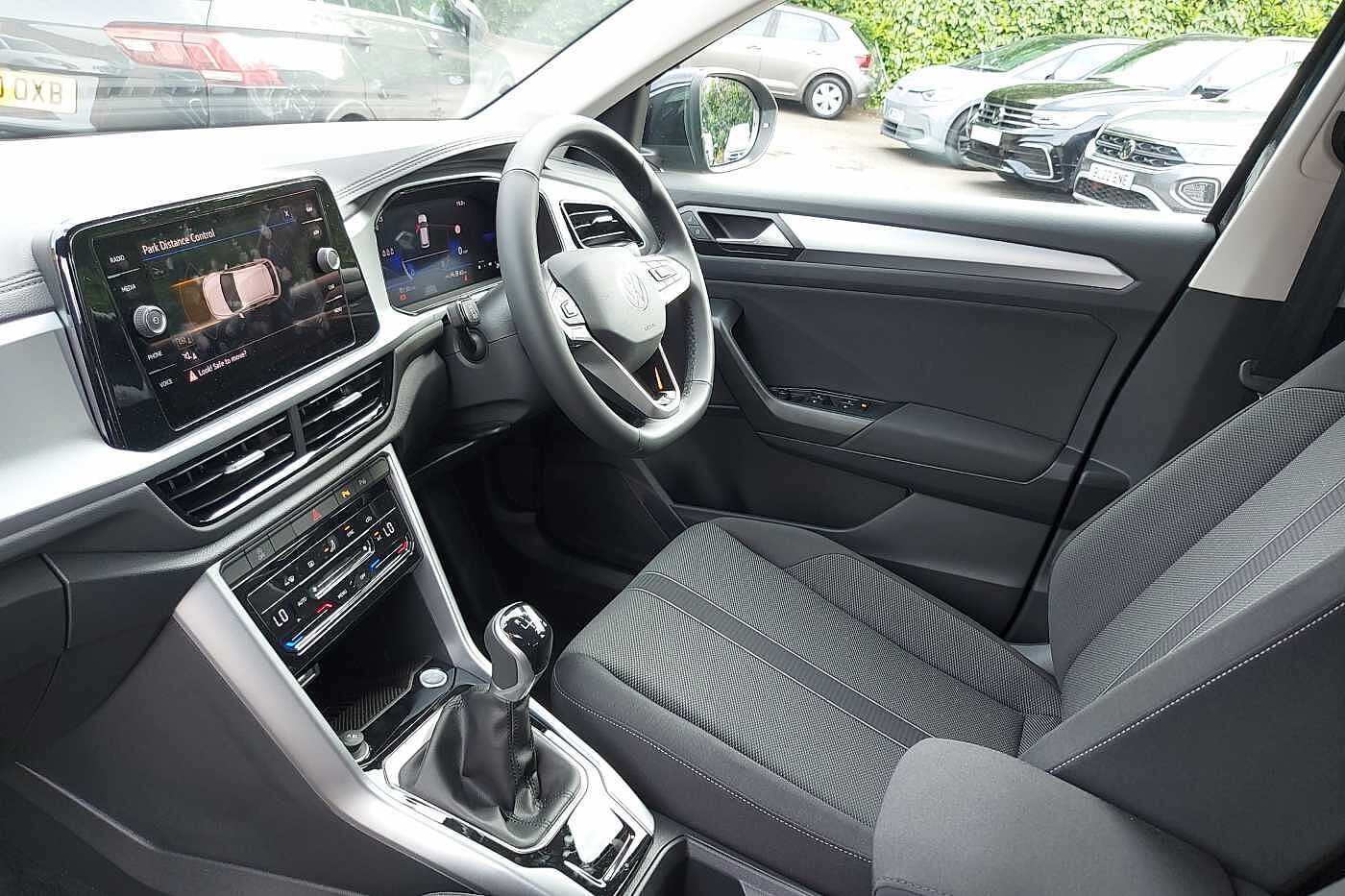 Used Volkswagen T-Roc 2025 for sale - 76110754: Photo 2