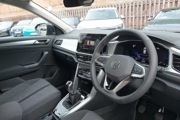 Used Volkswagen T-Roc 2025 for sale - 76110754: Photo 6