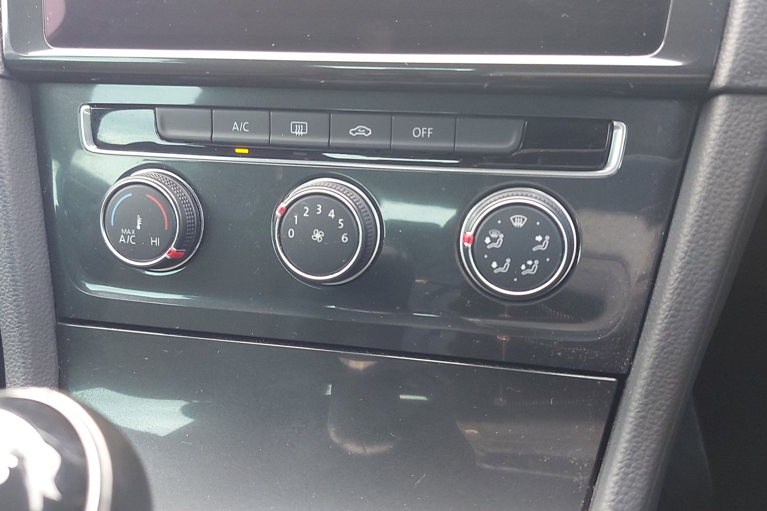 Used Volkswagen Golf 2018 for sale - 76800369: Photo 17