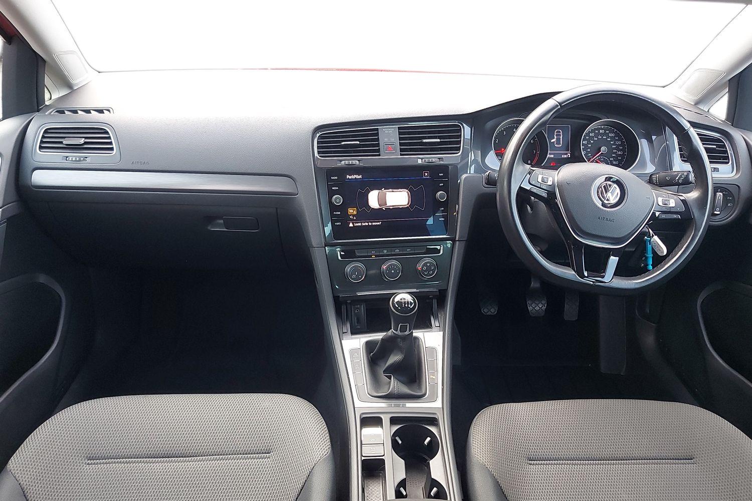 Used Volkswagen Golf 2018 for sale - 76800369: Photo 8