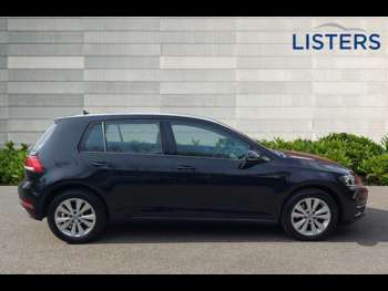 Used Volkswagen Golf 2017 for sale - 74197375: Photo
