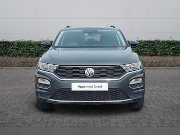 Used Volkswagen T-Roc 2018 for sale - 78008486: Photo