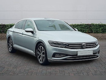 Used Volkswagen Passat 2020 for sale - 77627113: Photo