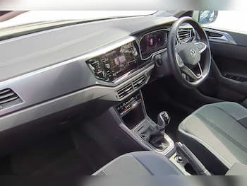 Used Volkswagen Polo 2024 for sale - 79728078: Photo