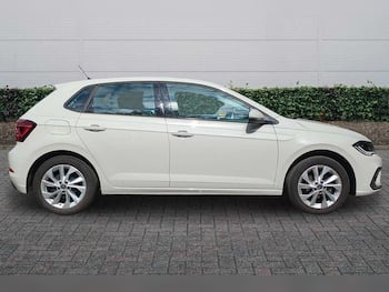 Used Volkswagen Polo 2024 for sale - 79728078: Photo