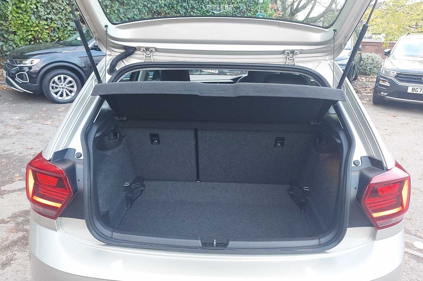 Used Volkswagen Polo 2019 for sale - 76389695: Photo 12