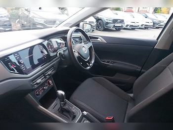 Used Volkswagen Polo 2019 for sale - 76389695: Photo