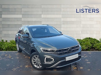 Used Volkswagen T-Roc 2023 for sale - 76410254: Photo