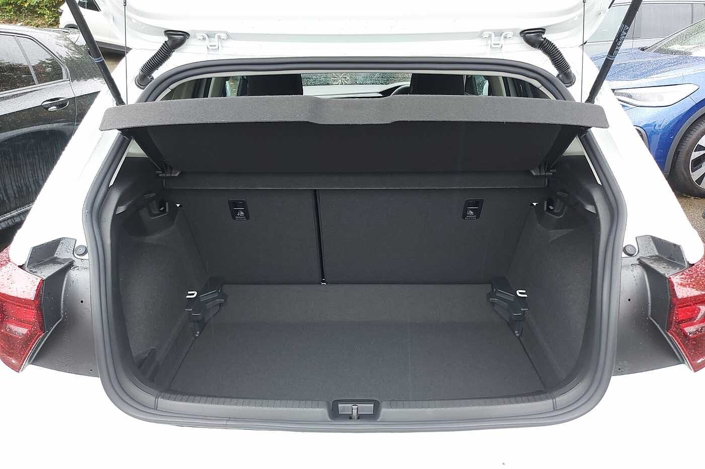 Used Volkswagen Polo 2025 for sale - 76154263: Photo 12