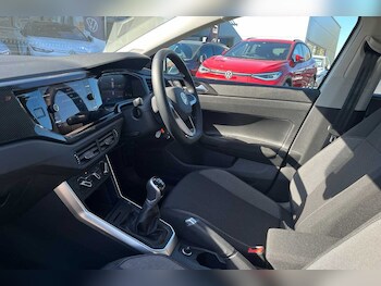 Used Volkswagen Polo 2024 for sale - 77346374: Photo