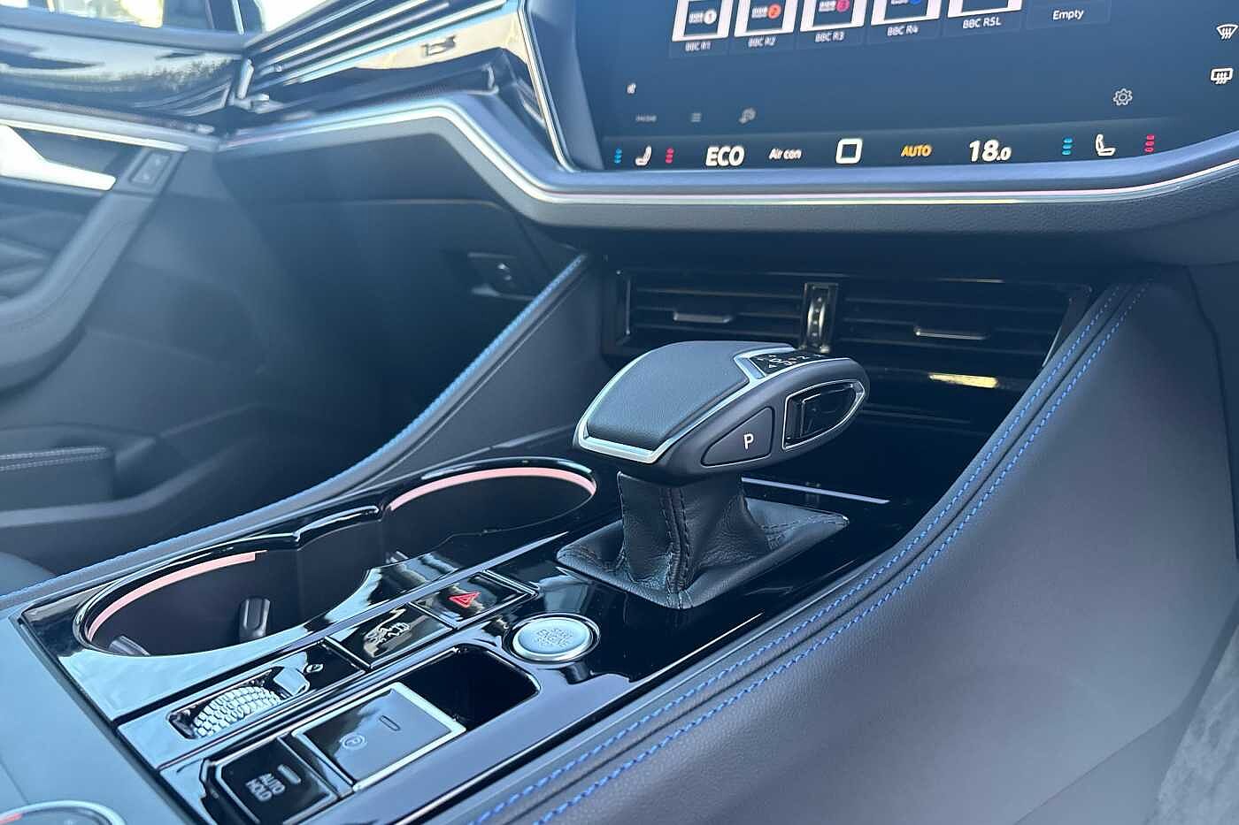 Used Volkswagen Touareg 2025 for sale - 77525757: Photo 10