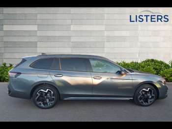 Used Volkswagen Passat 2025 for sale - 74510301: Photo