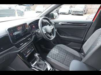 Used Volkswagen T-Roc 2025 for sale - 75175871: Photo