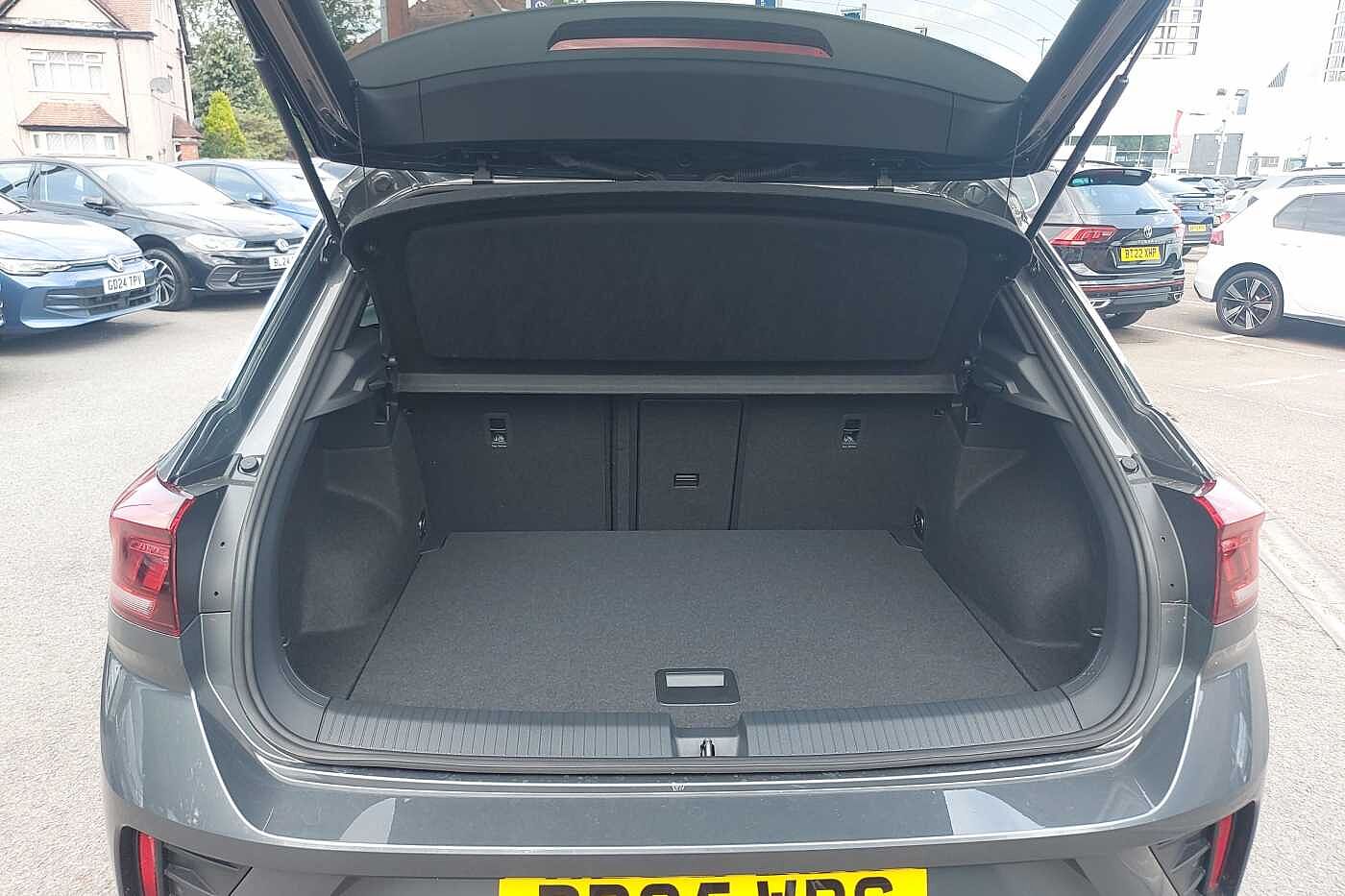 Used Volkswagen T-Roc 2025 for sale - 76110944: Photo 12