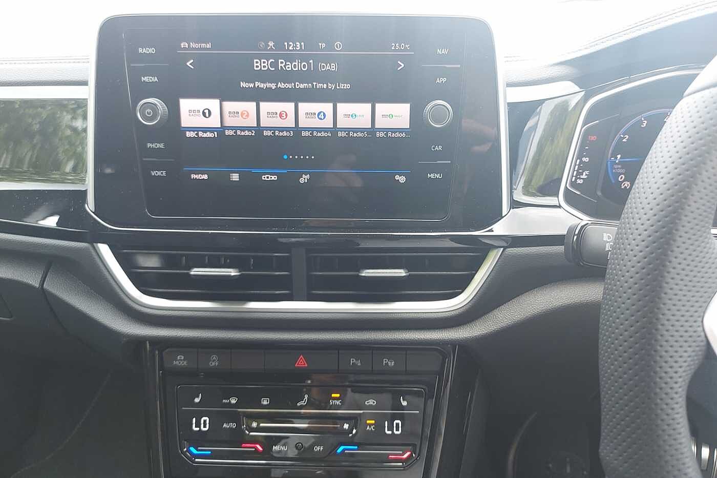 Used Volkswagen T-Roc 2025 for sale - 76110944: Photo 9