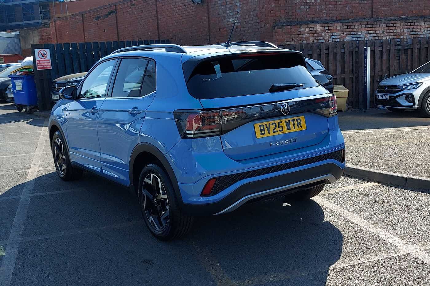 Used Volkswagen T-Cross 2025 for sale - 76110470: Photo 3
