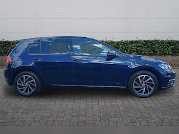 Used Volkswagen Golf 2019 for sale - 79610228: Photo
