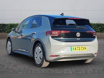 Used Volkswagen ID.3 2023 for sale - 77978870: Photo