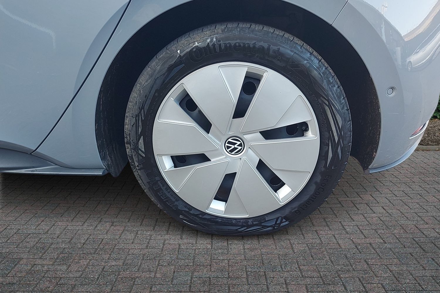 Used Volkswagen ID.3 2023 for sale - 77978870: Photo 6