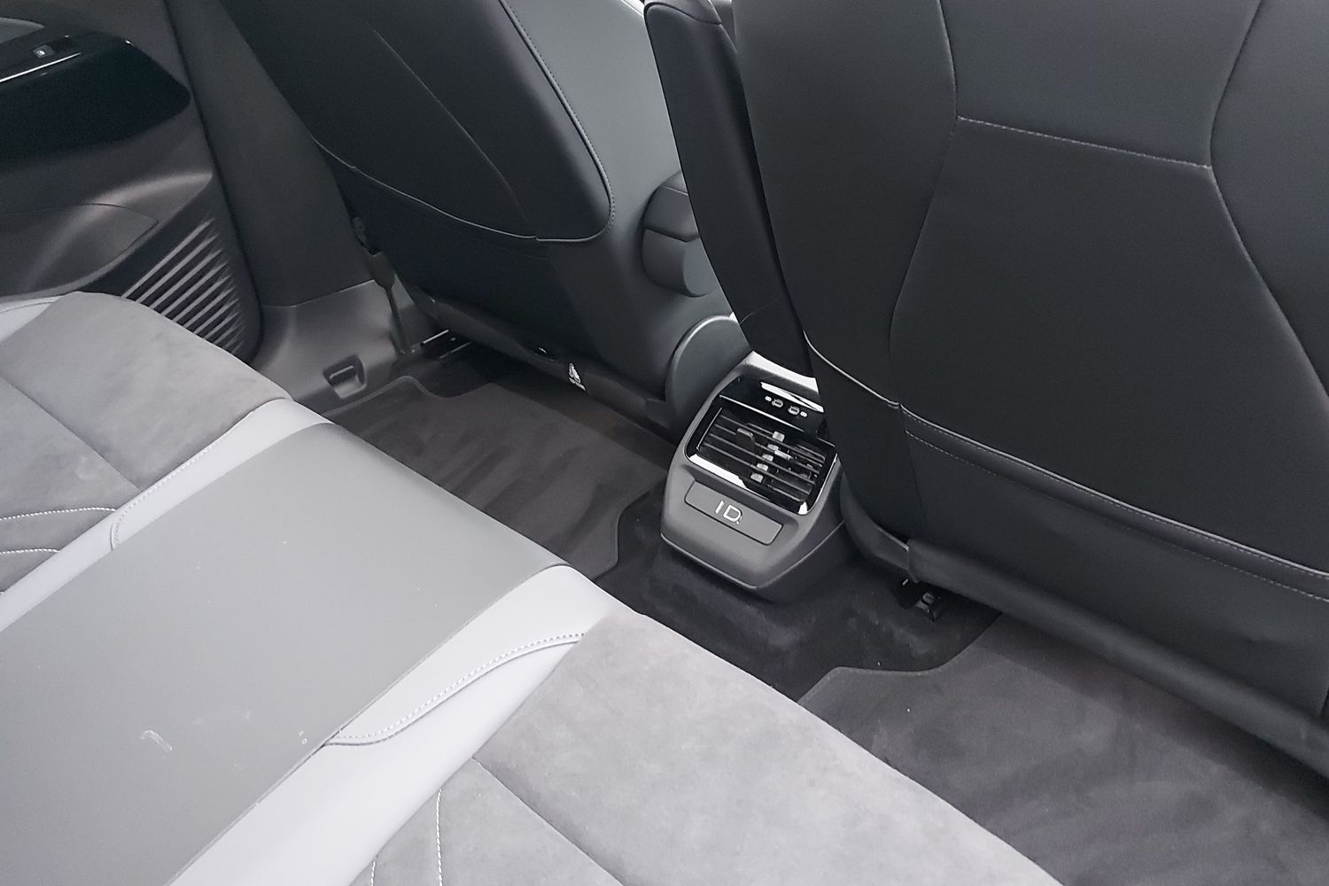 Used Volkswagen ID.4 2026 for sale - 77193060: Photo 31