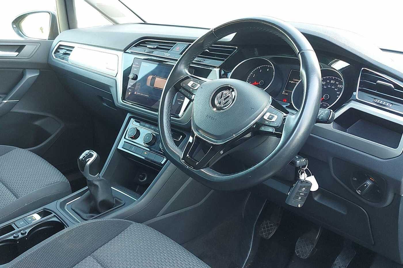 Used Volkswagen Touran 2019 for sale - 77346329: Photo 6