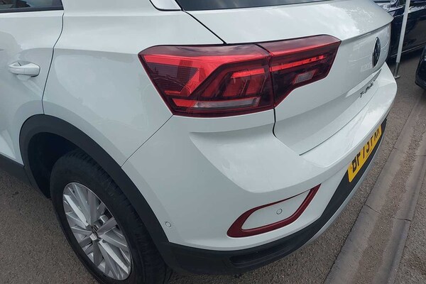 Used Volkswagen T-Roc 2023 for sale - 76110583: Photo 17