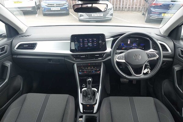Used Volkswagen T-Roc 2023 for sale - 76110583: Photo 8