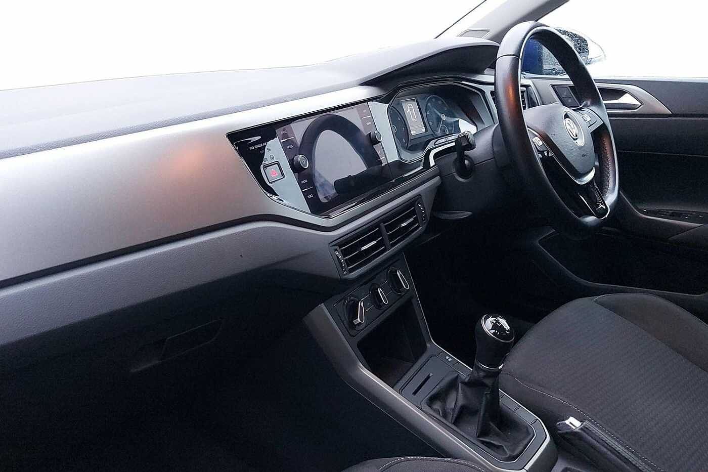 Used Volkswagen Polo 2019 for sale - 77346378: Photo 2