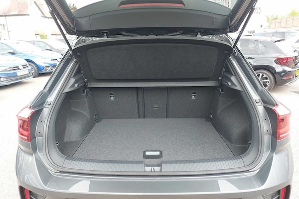 Used Volkswagen T-Roc 2025 for sale - 76110957: Photo 12