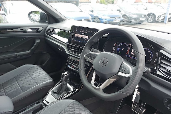 Used Volkswagen T-Roc 2025 for sale - 76110957: Photo 6