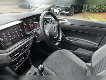 Used Volkswagen Polo 2021 for sale - 76139758: Photo 2