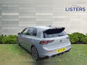 Used Volkswagen Golf 2025 for sale - 76110763: Photo 3