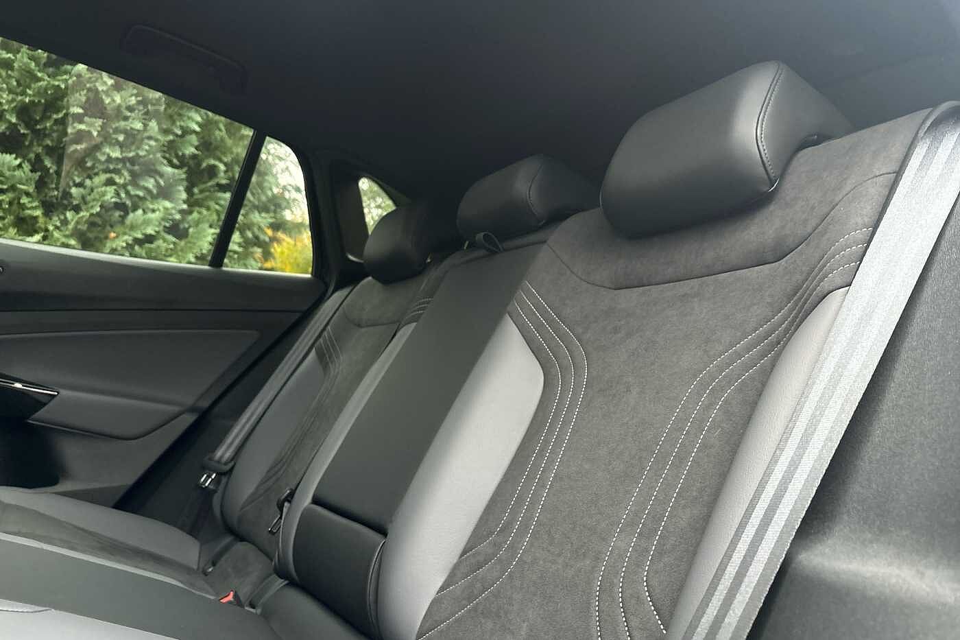 Used Volkswagen ID.4 2024 for sale - 76458669: Photo 11