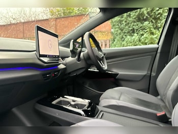 Used Volkswagen ID.4 2024 for sale - 76458669: Photo