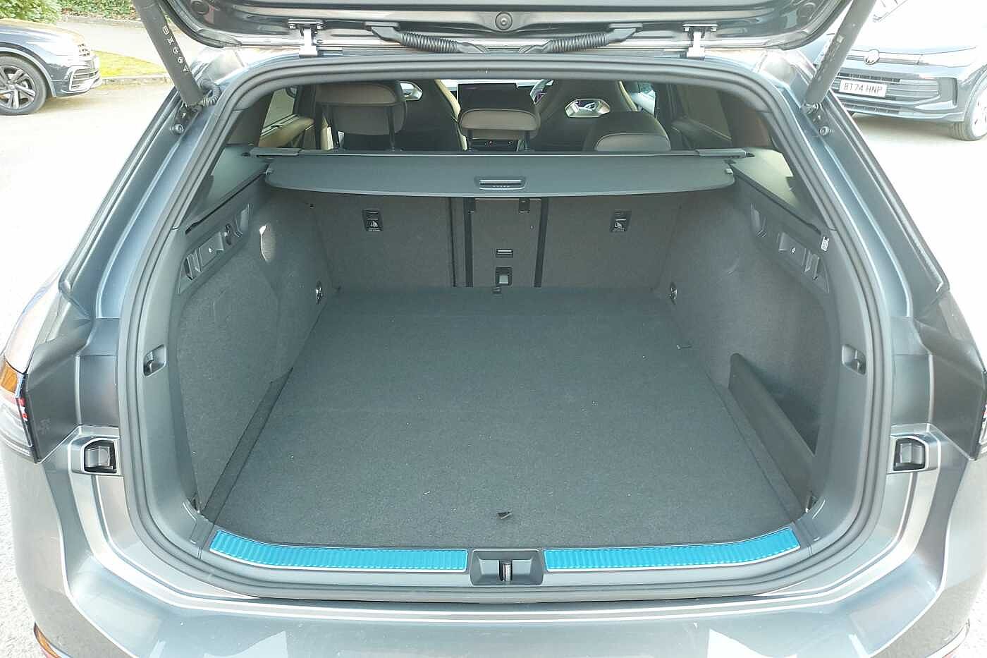 Used Volkswagen Passat 2025 for sale - 77855193: Photo 12