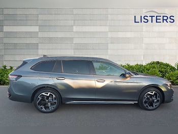 Used Volkswagen Passat 2025 for sale - 77855193: Photo