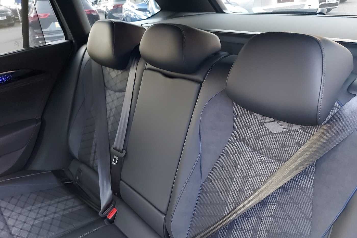 Used Volkswagen Passat 2025 for sale - 77177733: Photo 11