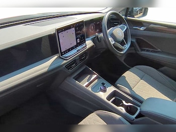 Used Volkswagen Tiguan 2024 for sale - 79035064: Photo