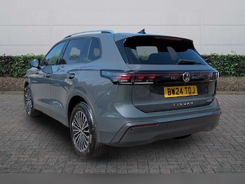 Used Volkswagen Tiguan 2024 for sale - 79035064: Photo