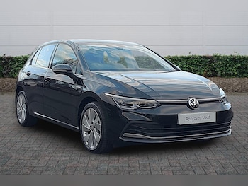 Used Volkswagen Golf 2020 for sale - 78008481: Photo
