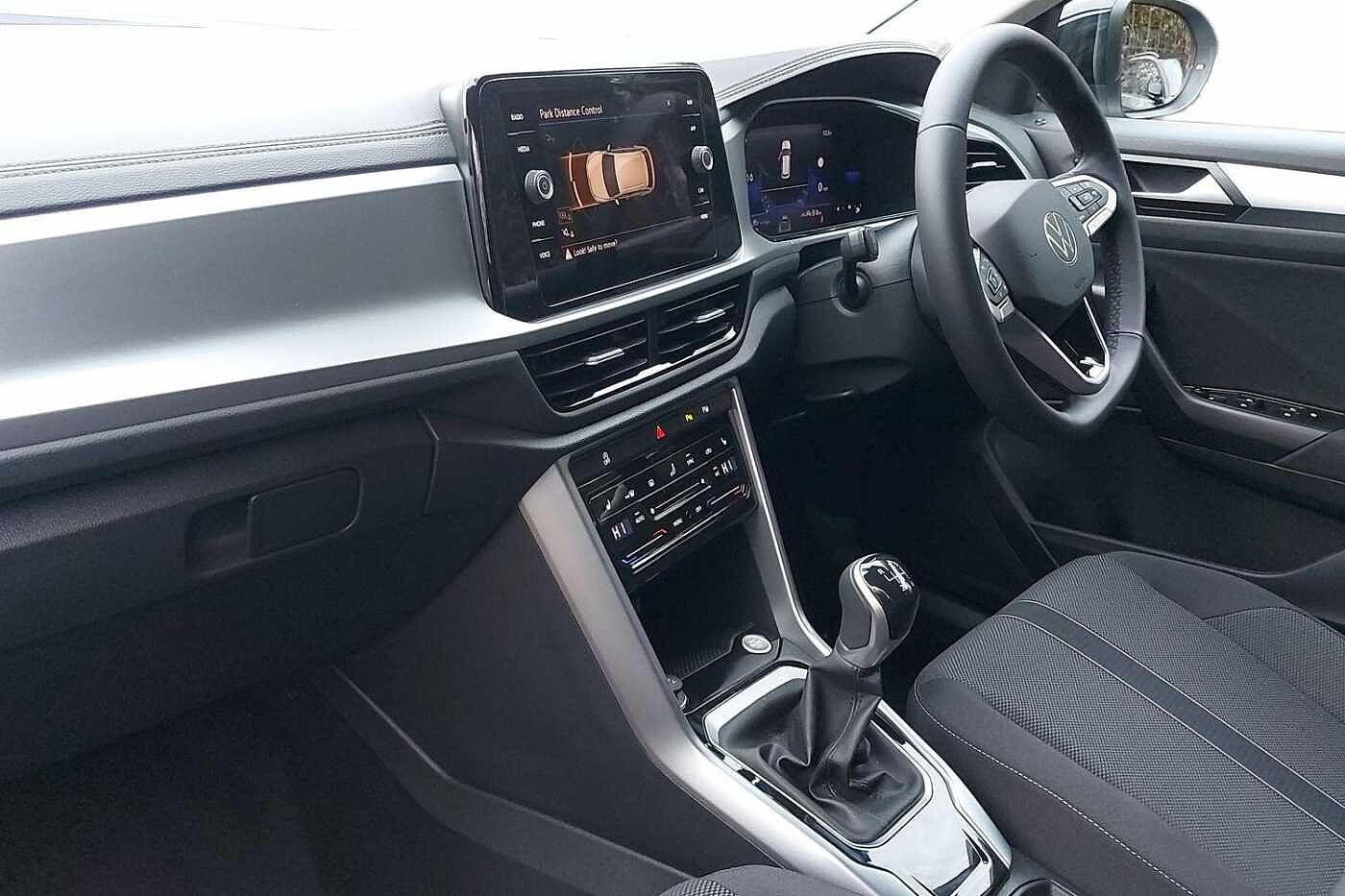 Used Volkswagen T-Roc 2025 for sale - 77176810: Photo 2