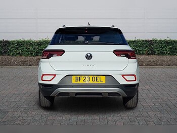 Used Volkswagen T-Roc 2023 for sale - 77893607: Photo