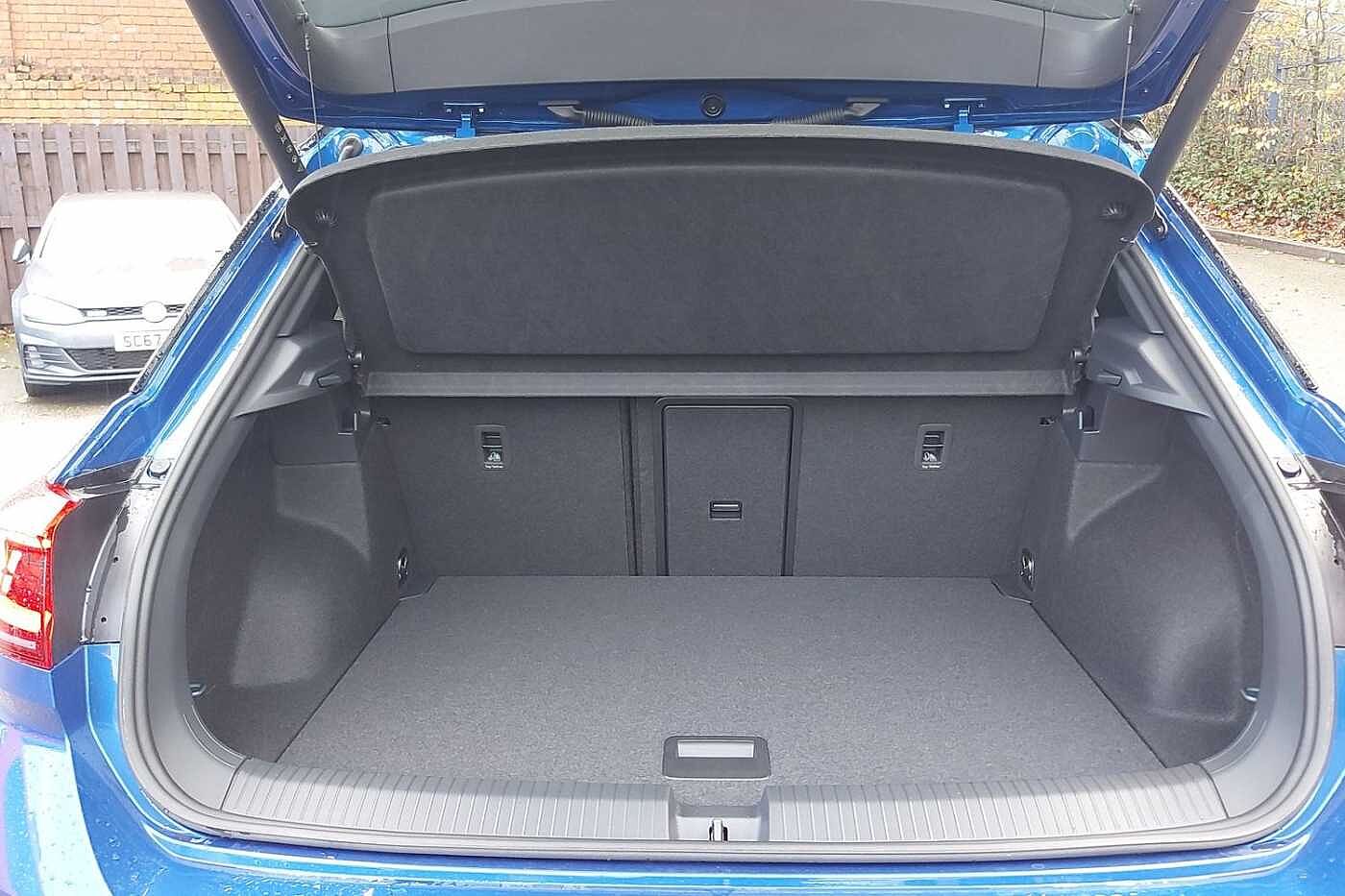 Used Volkswagen T-Roc 2025 for sale - 77176845: Photo 11