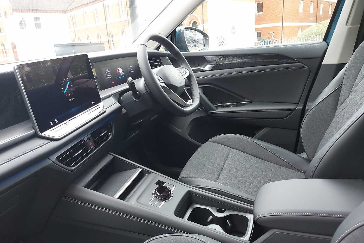 Used Volkswagen Touran 2025 for sale - 77177143: Photo 2