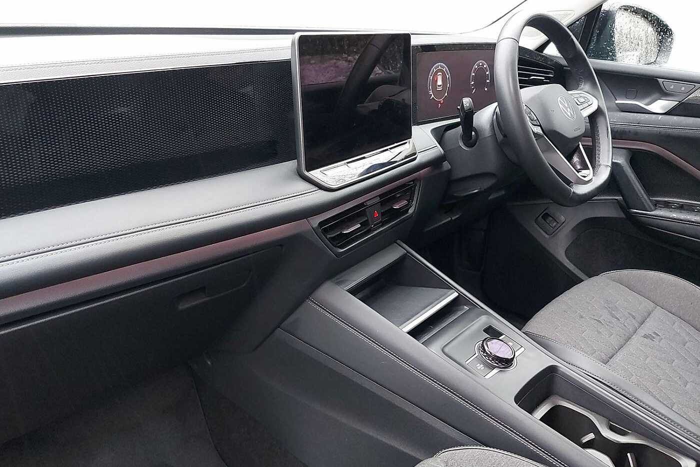 Used Volkswagen Tiguan 2024 for sale - 77388444: Photo 2