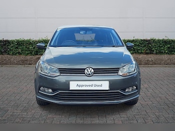 Used Volkswagen Polo 2017 for sale - 77910675: Photo
