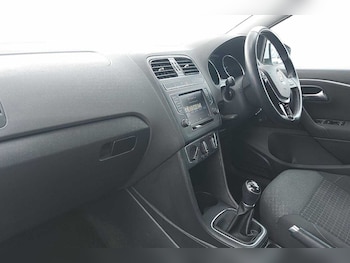 Used Volkswagen Polo 2017 for sale - 79534319: Photo