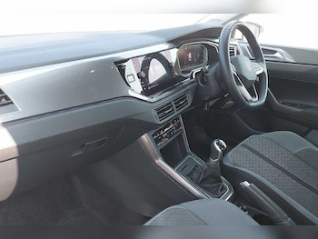 Used Volkswagen Polo 2024 for sale - 79108217: Photo