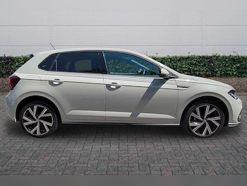 Used Volkswagen Polo 2024 for sale - 79035051: Photo