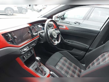 Used Volkswagen Polo 2019 for sale - 76111711: Photo 2